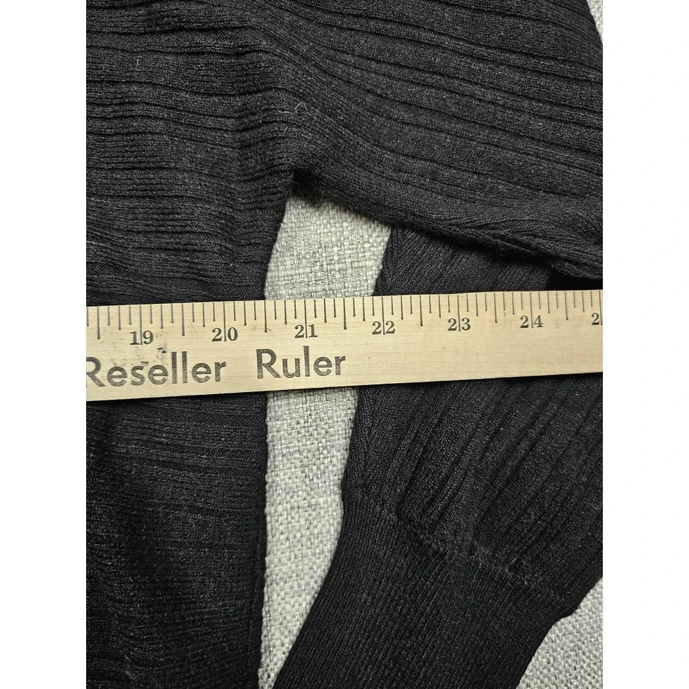 Chicos Sweater Womens Medium Black Modern Rib Detail Pullover‎ Lightweight